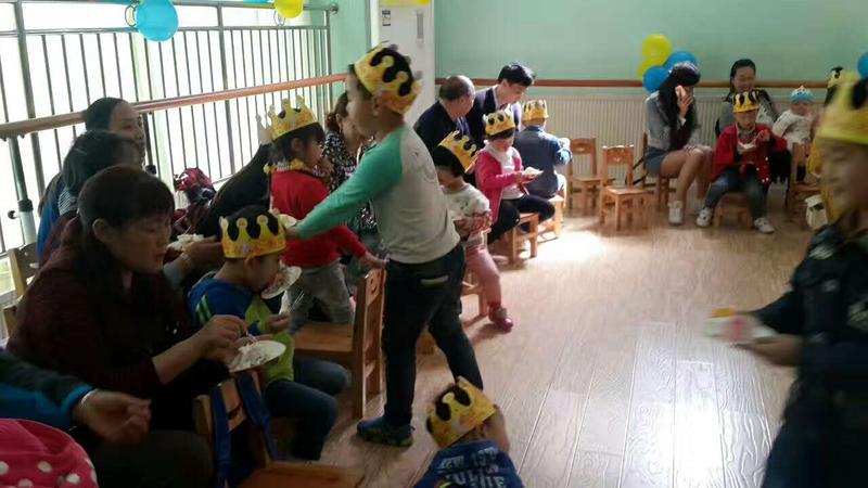 聪明树幼儿生日餐会1.jpg