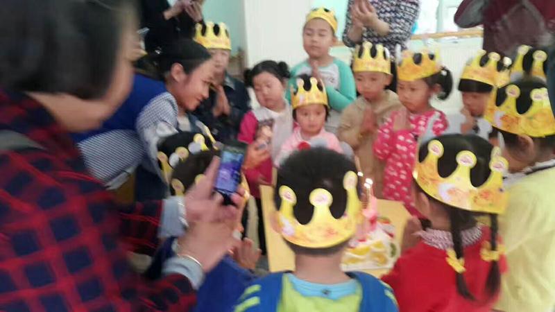 聪明树幼儿生日餐会3.jpg